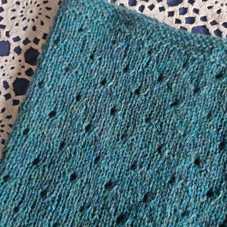 Handknitted 100% wool cowl/tubescarf.