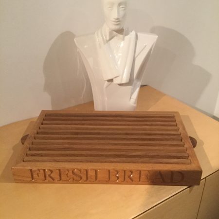 Customisable Crumb catcher Bread Board