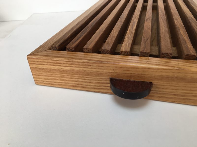 Customisable Crumb catcher Bread Board