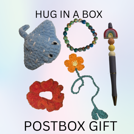Hug in a Box -Mini Stingray Plush,/Bangle,/Flower Bookmark,/Scrunchie/Beaded Pen – Letterbox Gift for Friends & Self Care