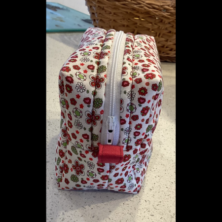 Pretty Red/White/Green Floral Fabric, White Zipped, Toiletry/Cosmetic/Make Up Bag with Burgundy Lining & Zipper Tabs