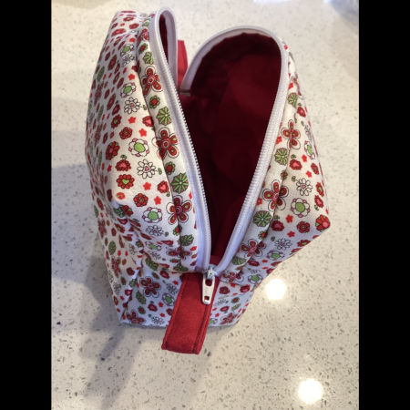 Pretty Red/White/Green Floral Fabric, White Zipped, Toiletry/Cosmetic/Make Up Bag with Burgundy Lining & Zipper Tabs