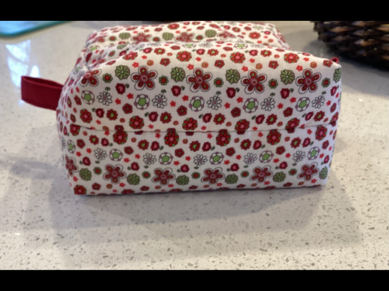 Pretty Red/White/Green Floral Fabric, White Zipped, Toiletry/Cosmetic/Make Up Bag with Burgundy Lining & Zipper Tabs