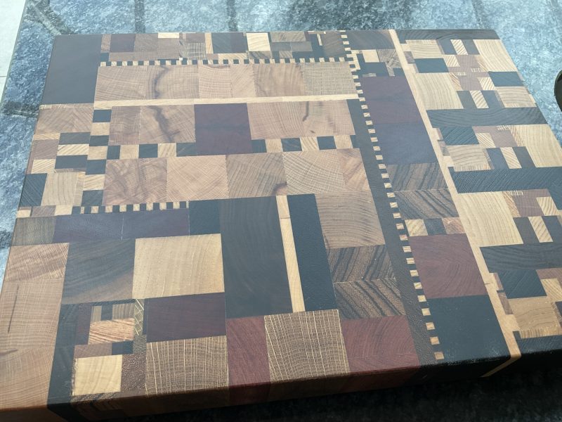 Large End Grain Hardwood Cutting Board: urbanChaos Pattern