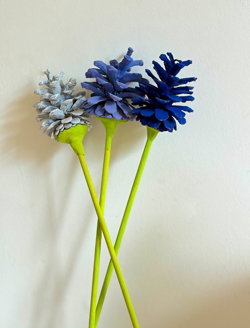 Hand-Painted Pine Cone Flower – Lavender, Blue & White