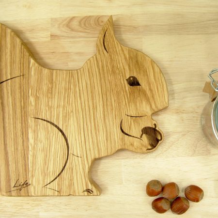 Squirrel Chopping Board - Hand Made in British Oak