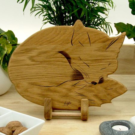 Handmade Fox Chopping Board in British Oak – Wooden Fox Gift