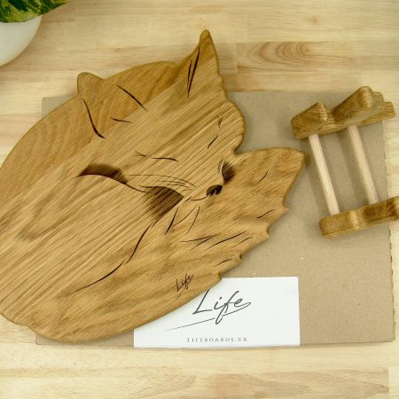 Handmade Fox Chopping Board in British Oak – Wooden Fox Gift