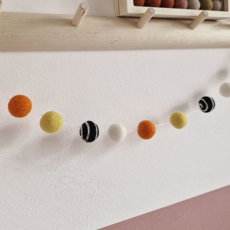 Halloween felt garland handmade spooky seasonal decoration