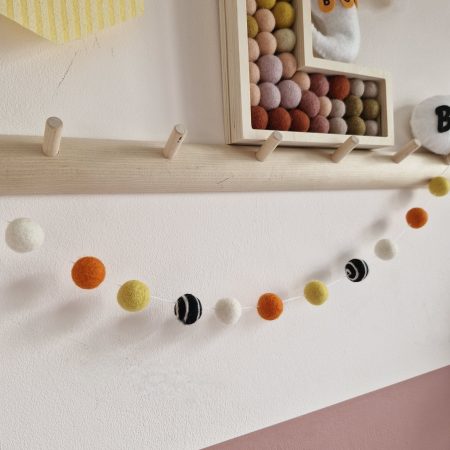 Halloween felt garland handmade spooky seasonal decoration