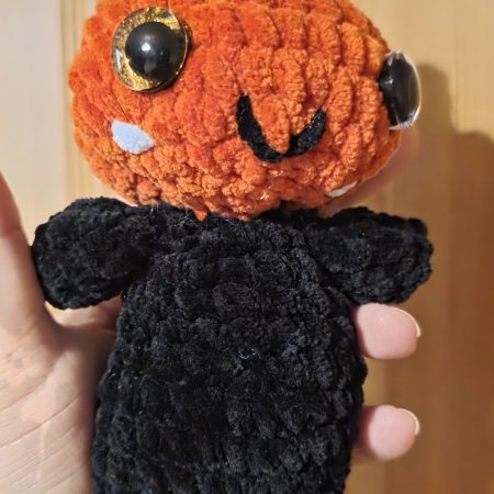 Crochet Pumpkin Man Plush: Chenille Amigurumi Halloween Toy