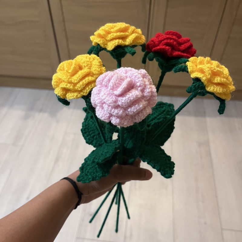 Handmade Crochet Roses- Set of 5