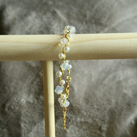18k Gold Plated opalite & pearl wavy adjustable bracelet