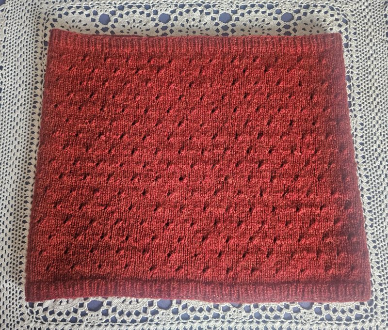 Handknitted 100%wool cowl/tubescarf.