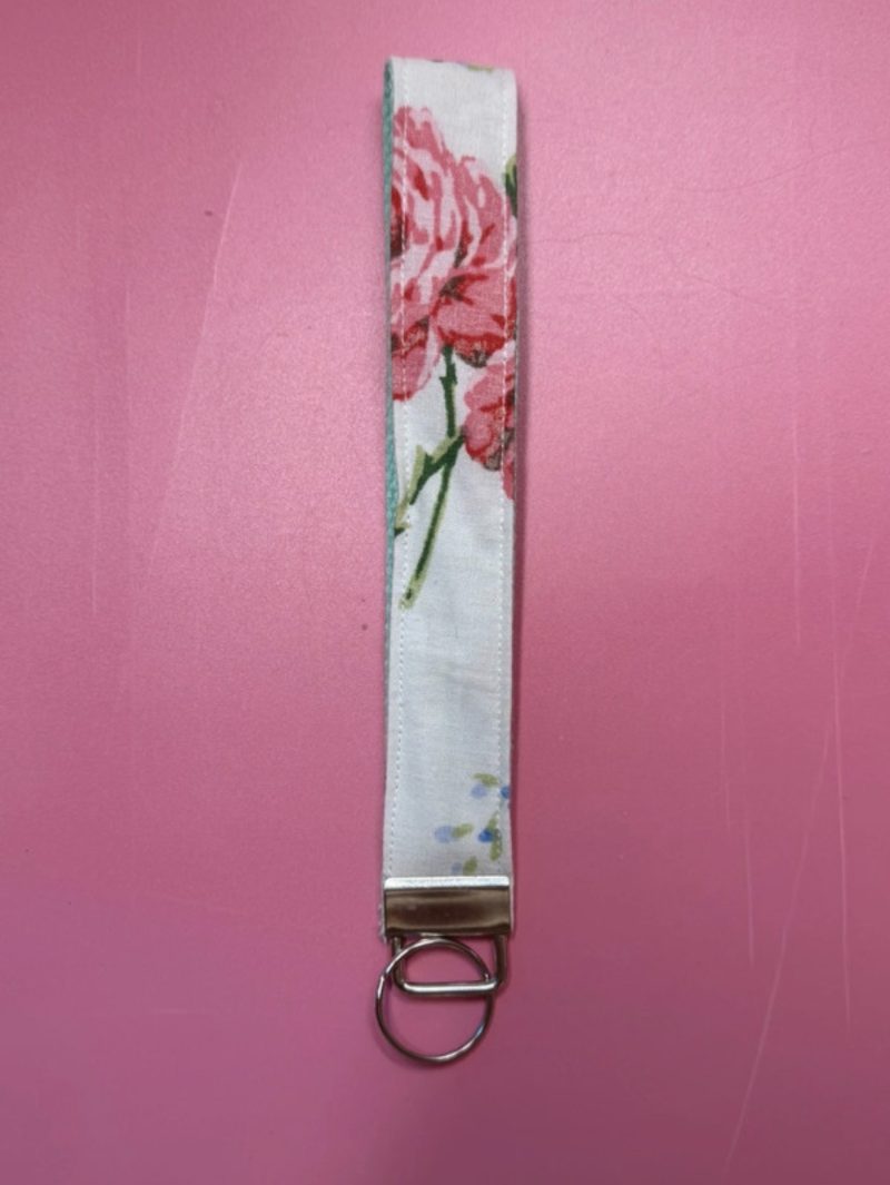 Floral keychain 21cm long