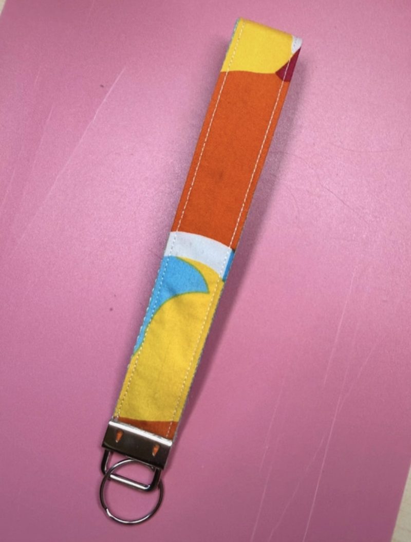 Geometric wristlet keychain 21cm ling