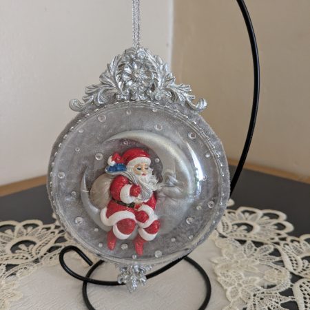 Hand made elegant christmas medalion