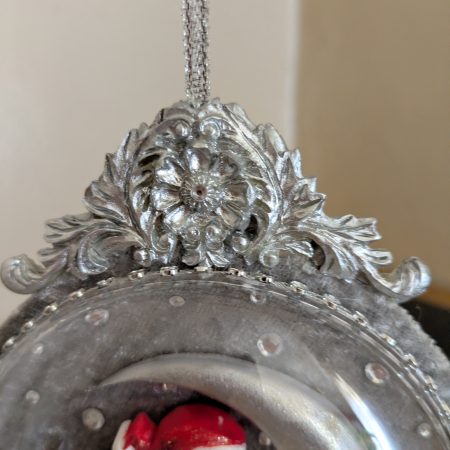 Hand made elegant christmas medalion