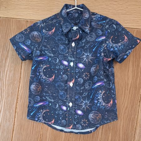 Childs shirt (aged 4/5 years)