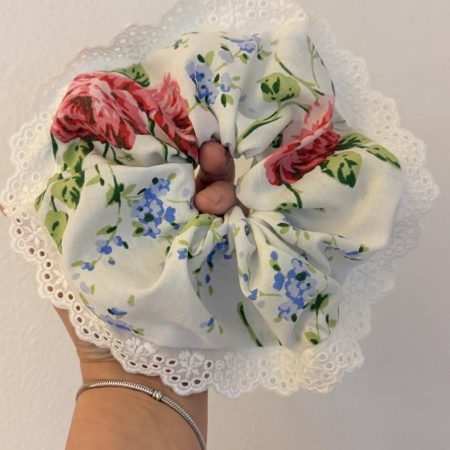 Dollette style hair set