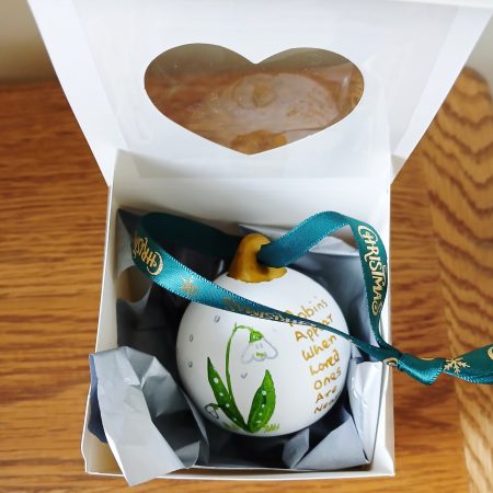 Robin ceramic Christmas handpainted bauble with wording