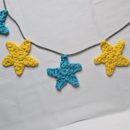 Crochet star bunting, Blue & yellow