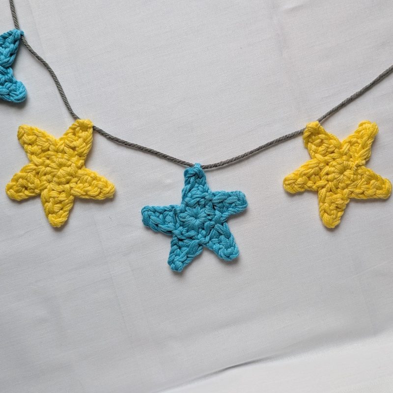 Crochet star bunting, Blue & yellow
