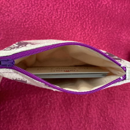 Gorgeous Cream/Burgundy Super Cute Small Lined Zipped Fabric Coin/Card Purse