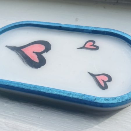 Handmade 18cm Heart Trinket Tray in White Resin with Blue Outline