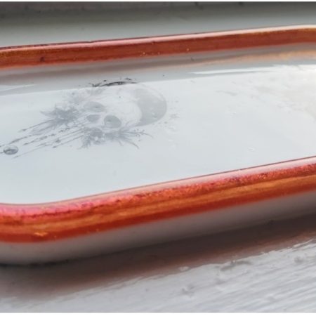 Handmade 23cm White Resin Skull Trinket Tray with Red Outline