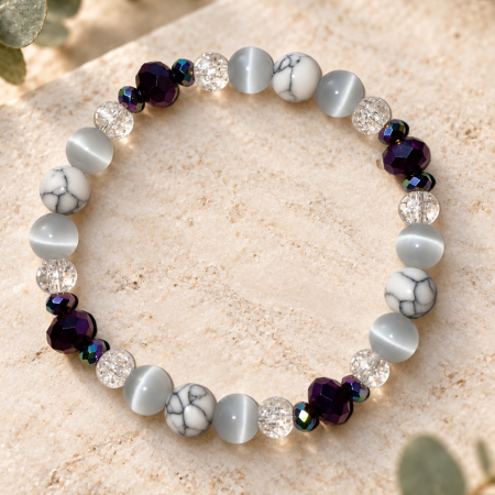 Handmade Howlite & Crackled Quartz Bracelet
