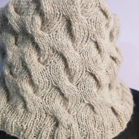 Handknitted 100% wool cowl/tubescarf.
