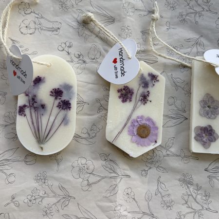 Handmade Botanical Wax Melt Hanger with Dried Flowers and Cord (Copy)
