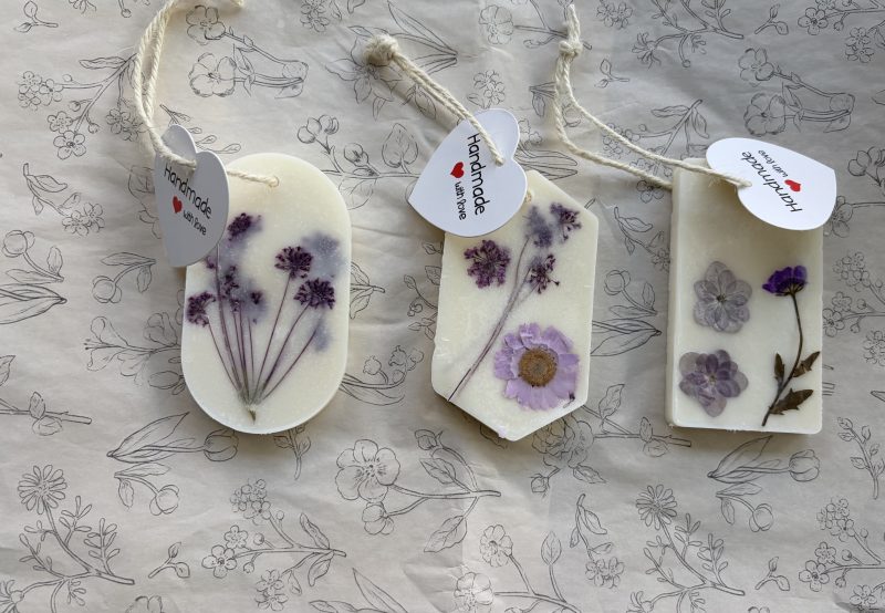 Handmade Botanical Wax Melt Hanger with Dried Flowers and Cord (Copy)