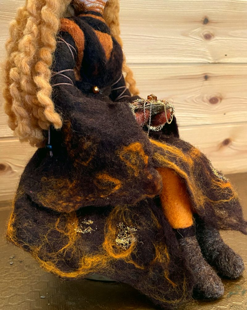 Needle-felted woman - Abundance