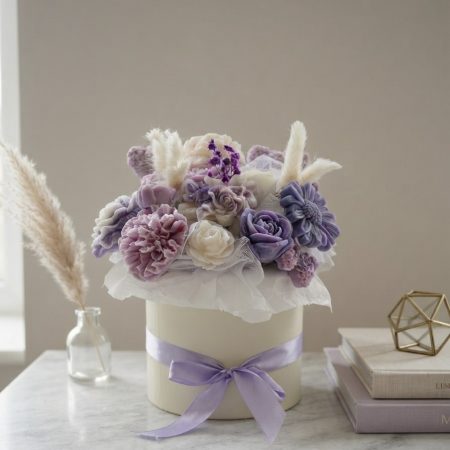 Luxury Wax Melt Flower Bouquet in a Hat Box (Copy)