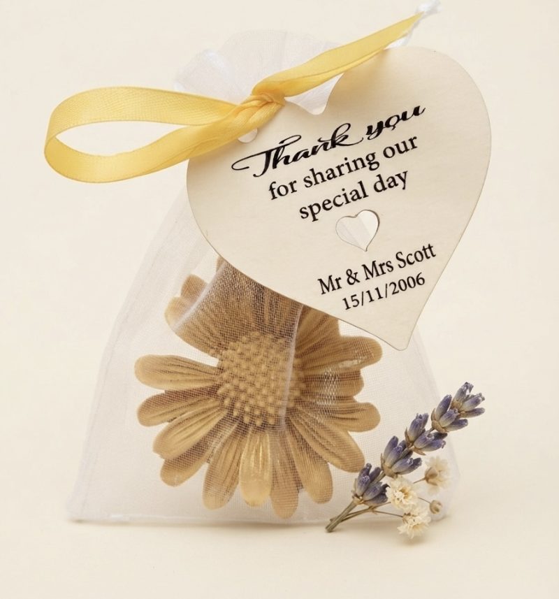 PERSONALISED FLORAL WAX MELT FAVOUR