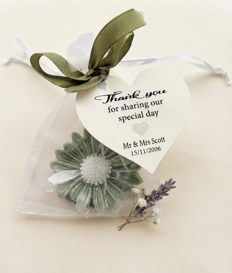PERSONALISED FLORAL WAX MELT FAVOUR