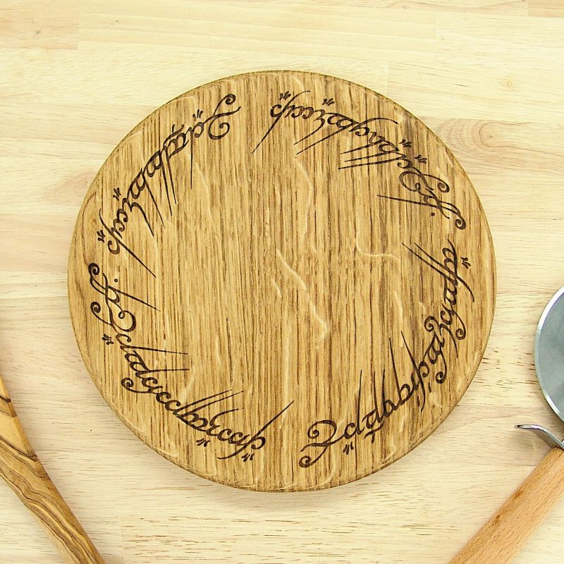 Lord of the Rings Chopping Board: Ring of Power, Solid Oak 23cm