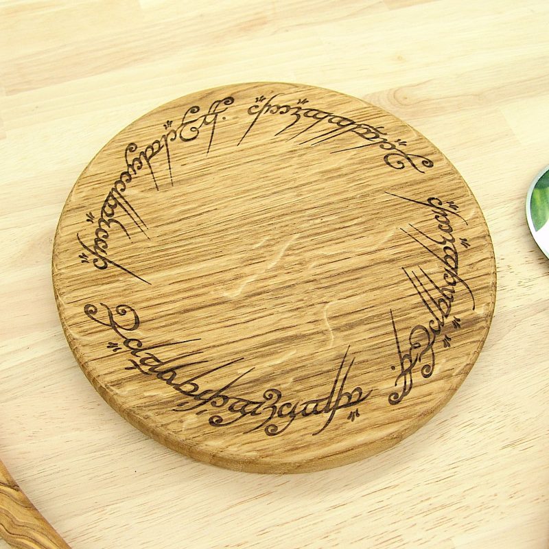 Lord of the Rings Chopping Board: Ring of Power, Solid Oak 23cm
