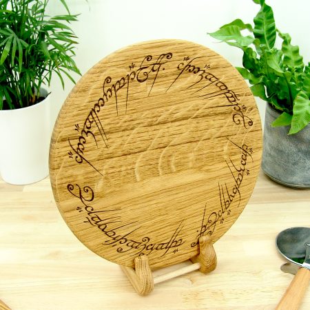 Lord of the Rings Chopping Board: Ring of Power Solid Oak 30cm