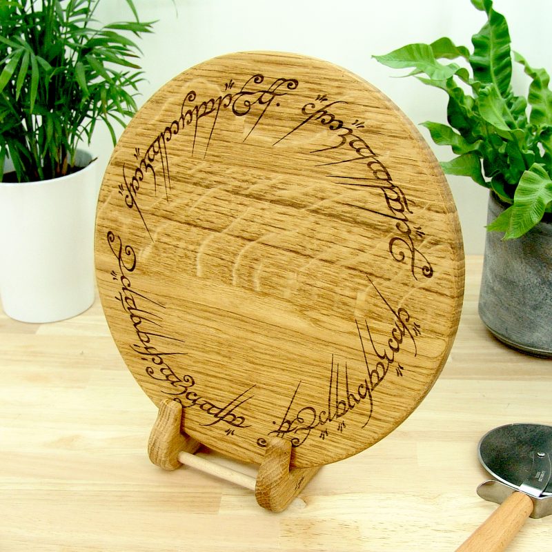 Lord of the Rings Chopping Board: Ring of Power Solid Oak 30cm