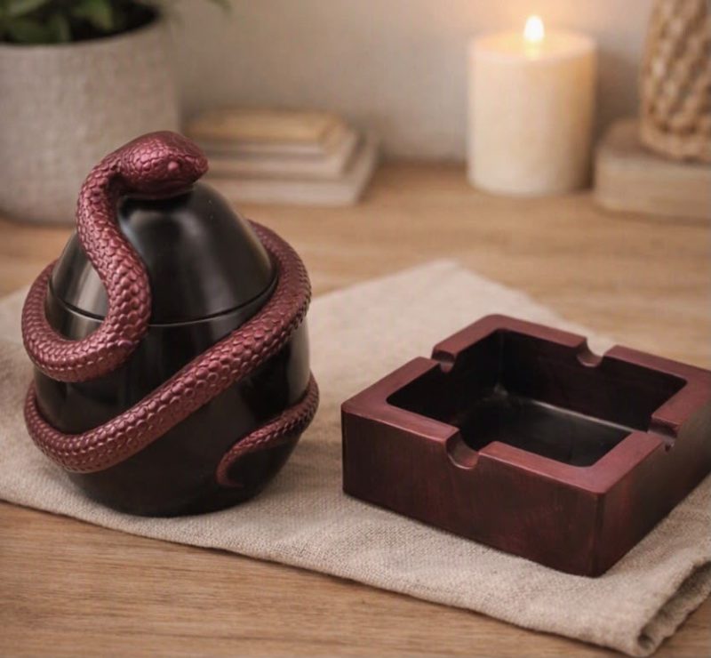 snake trinket pot with matching ashtray