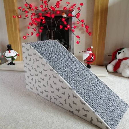 16cm H x 40cm W x 40cm L base Unique Pet Ramp/Non-Slip for Outdoor Steps