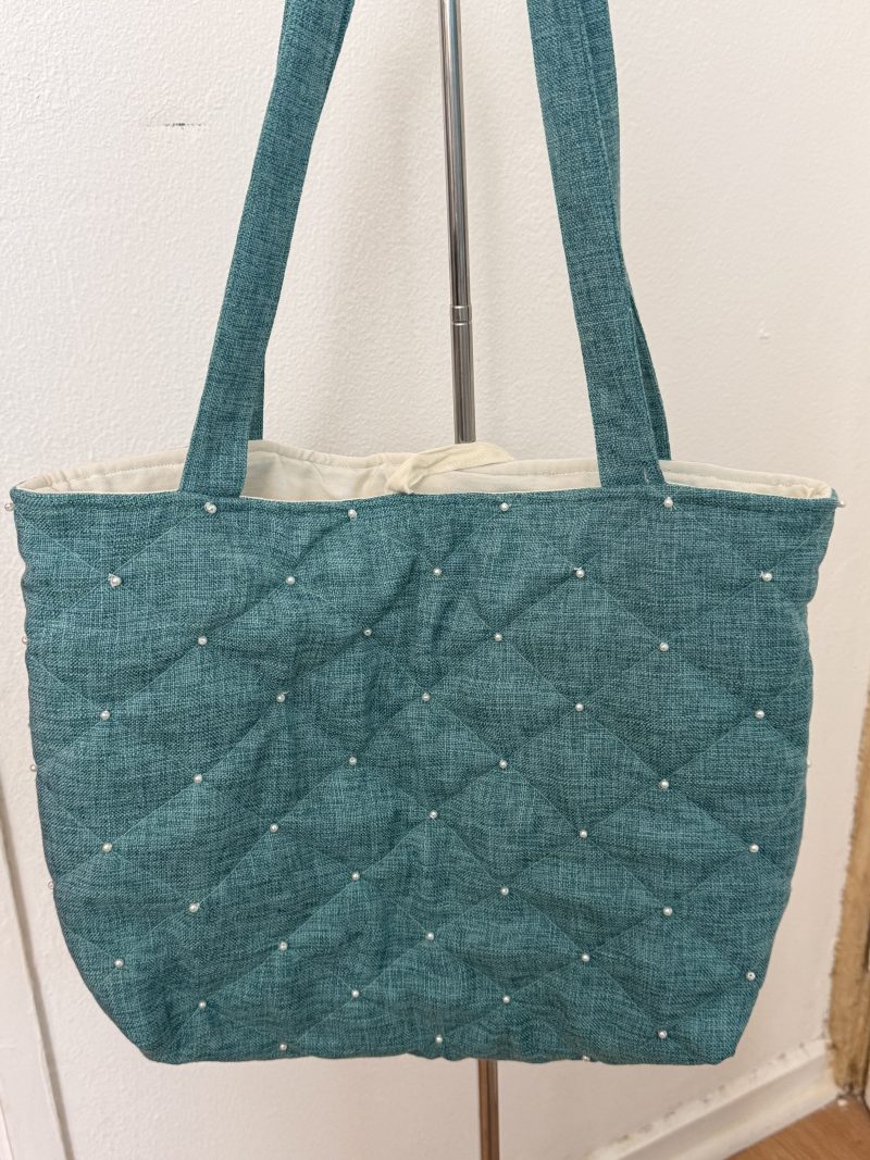 Rustic style tote bag