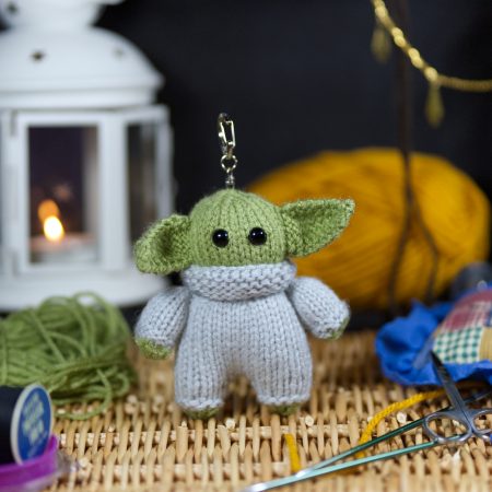 Knitted baby Yoda keychain