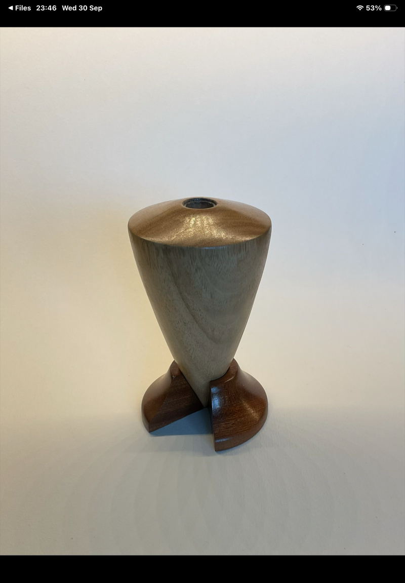 Bud vase art deco