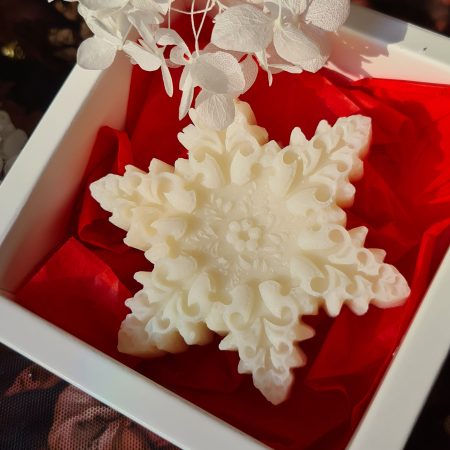 Christmas scented candle gift, sock filler, snow flake, secret santa