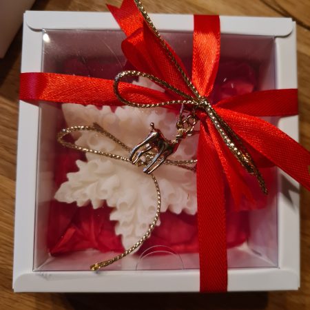 Christmas scented candle gift, sock filler, snow flake, secret santa