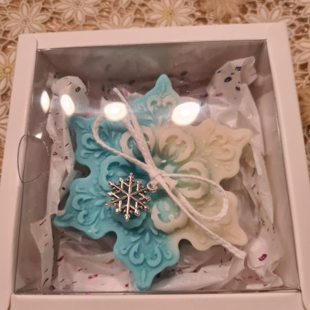 Christmas scented candle gift, sock filler, snow flake, secret santa